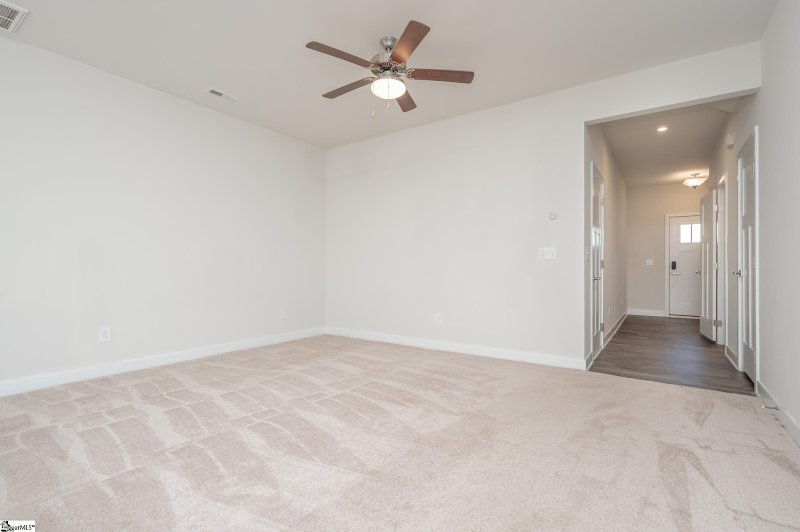 Property image 2 at 550 Preakness Run, Spartanburg, SC 29301