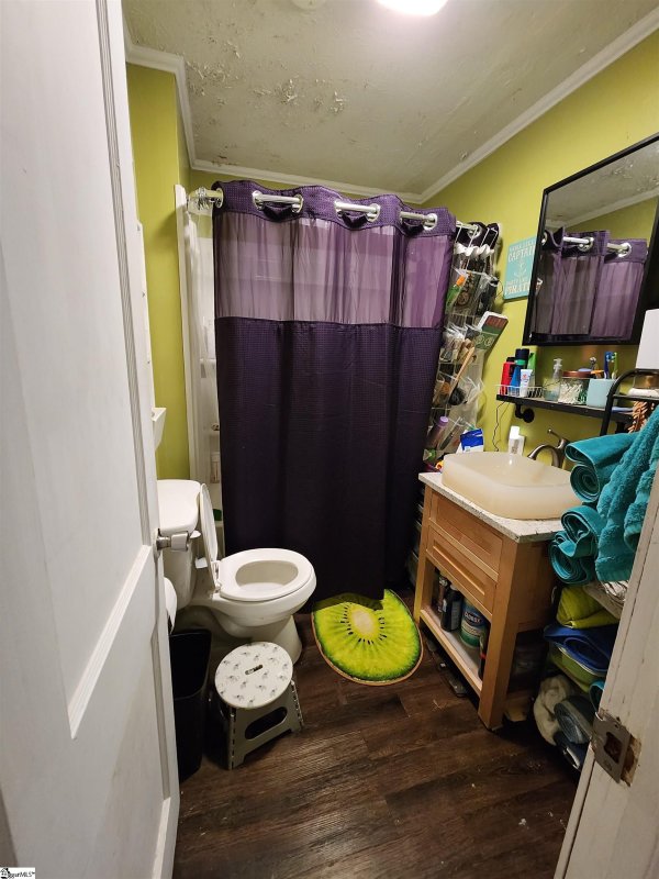 Property image 4 at 201 S 7th Street, Easley, SC 29640