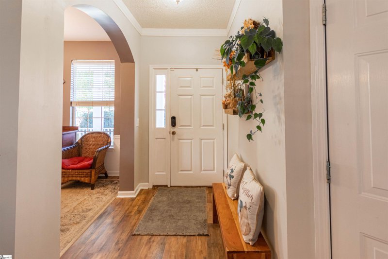 Property image 3 at 7 BUZZELL Court, Simpsonville, SC 29681