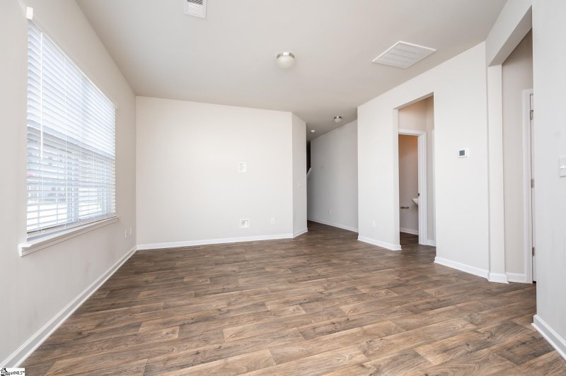 Property image 4 at 100 Moorlyn Lane, Greer, SC 29650