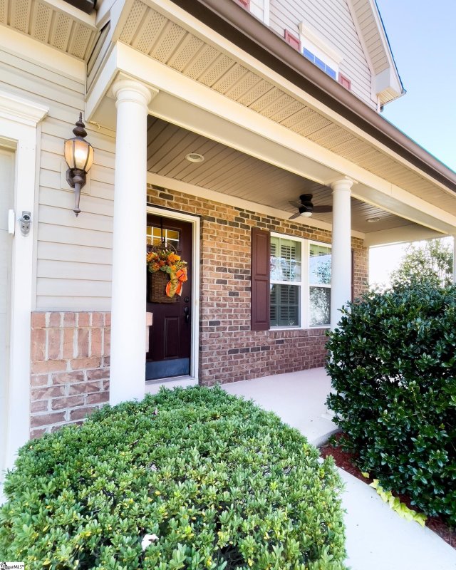 Property image 2 at 115 Chapel Hill Lane, Simpsonville, SC 29681