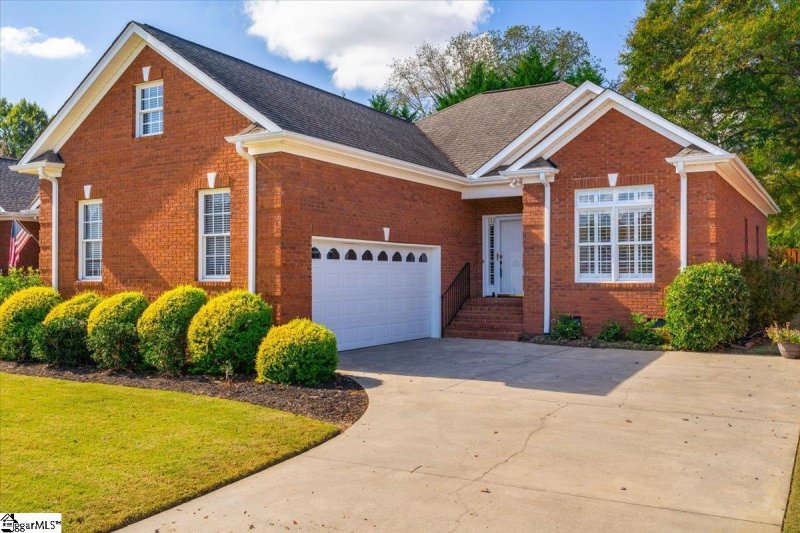 132 Hartsfield Drive