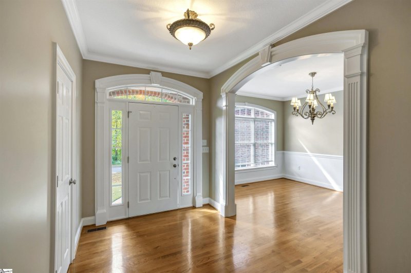 Property image 2 at 102 Wycombe Drive, Anderson, SC 29621