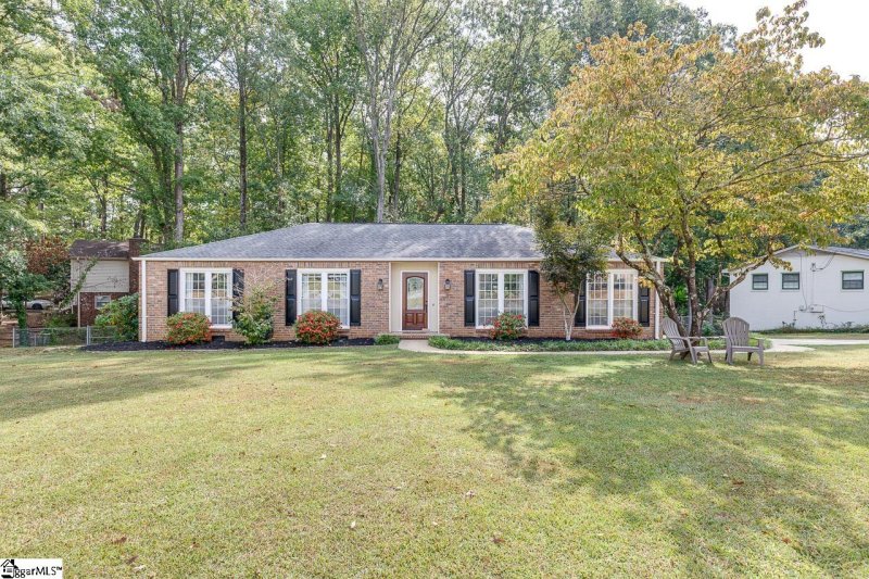 101 Beechwood Court