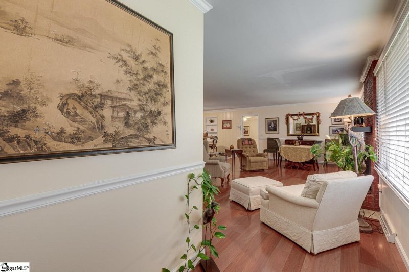 Property image 2 at 102 Terrace Circle, Simpsonville, SC 29681