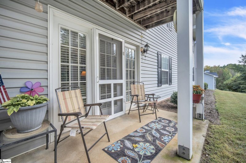 Property image 2 at 802 Pelham Square Way, Greer, SC 29650