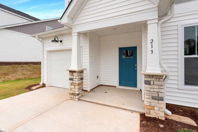 Property image 3 at 213 Woodhouse Way, Greenville, SC 29605