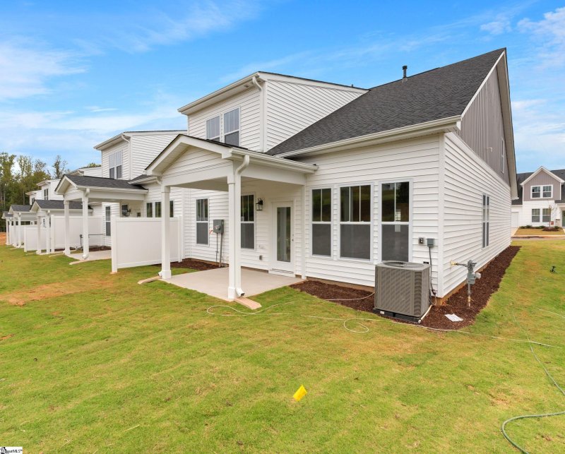 Property image 4 at 213 Woodhouse Way, Greenville, SC 29605