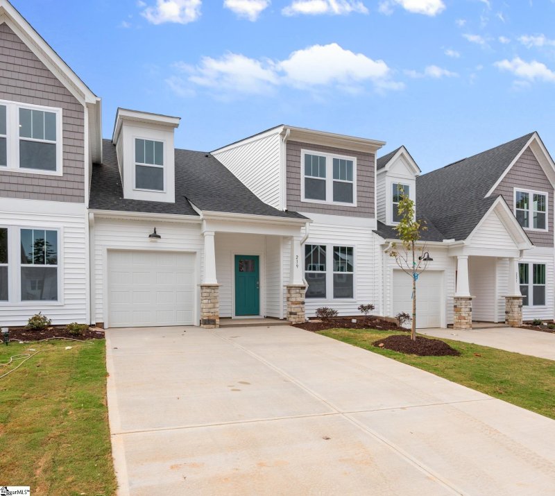 Property image 3 at 219 Woodhouse Way, Greenville, SC 29605