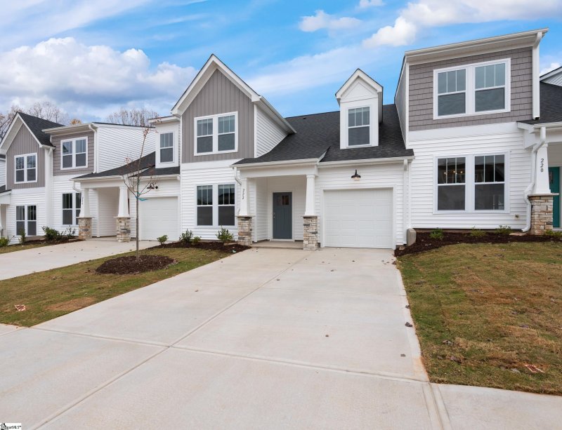 Property image 3 at 222 Woodhouse Way, Greenville, SC 29605