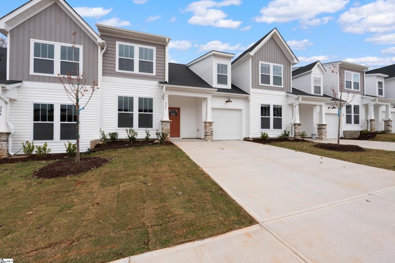 Property image 3 at 224 Woodhouse Way, Greenville, SC 29605