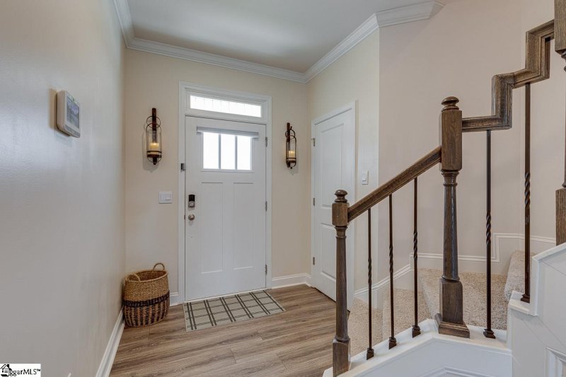 Property image 2 at 9 Planters Place, Greer, SC 29650-4697