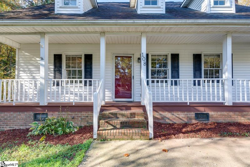 Property image 2 at 108 Rose Ann Court, Easley, SC 29642