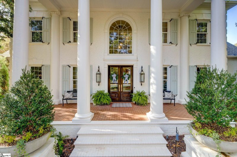 Property image 3 at 4 White Crescent Lane, Simpsonville, SC 29681