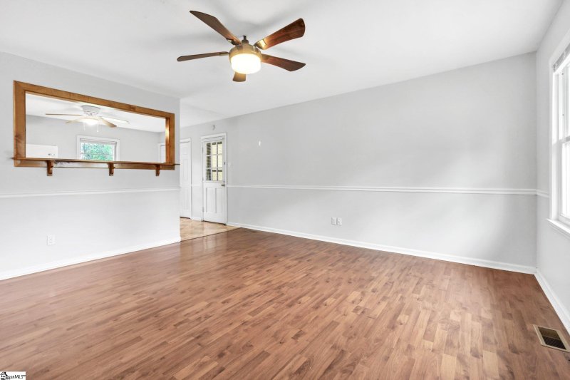 Property image 3 at 114 Tranquility Road, Spartanburg, SC 29307