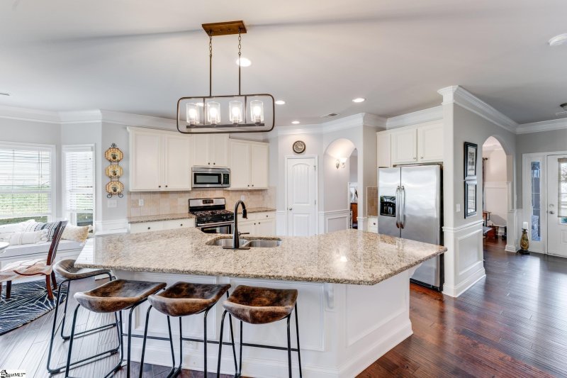 Property image 3 at 109 Gramercy Court, Greenville, SC 29617-7938