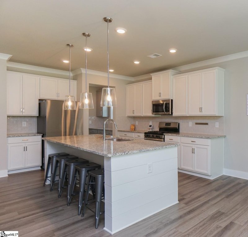 Property image 2 at 302 Alyssa Landing Drive, Fountain Inn, SC 29644