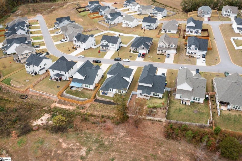 Property image 3 at 131 Sevan Lane, Easley, SC 29642