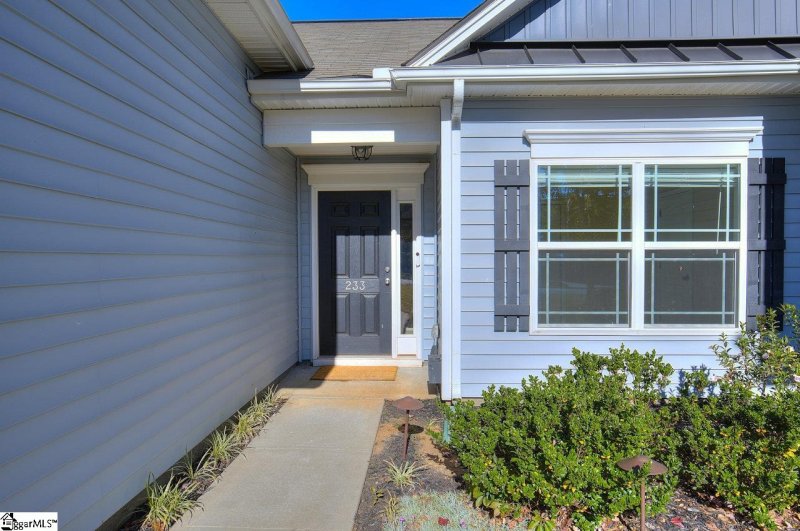 Property image 2 at 233 Shale Drive, Easley, SC 29642