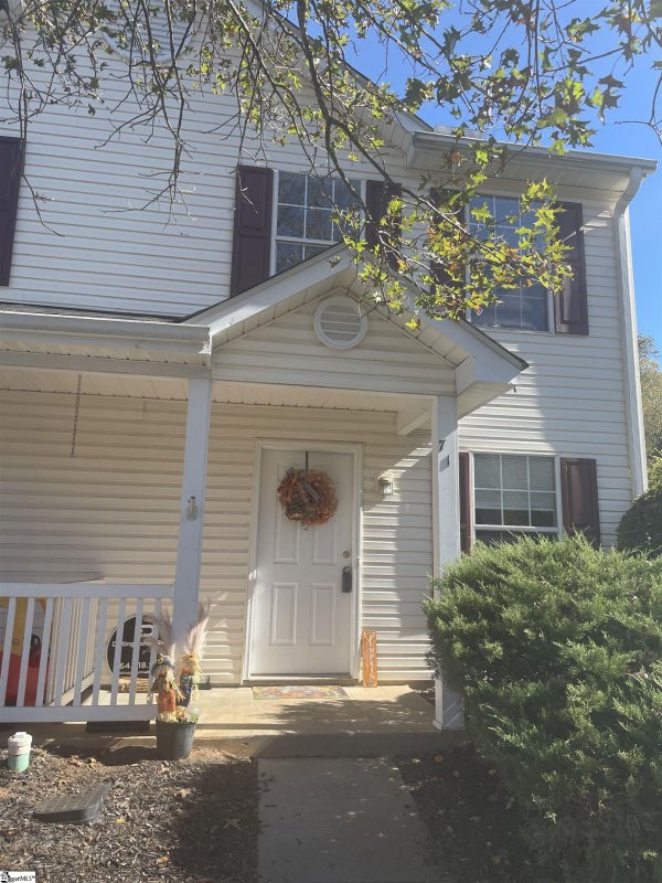 Property image 3 at 71 Hayfield Lane, Greer, SC 29650