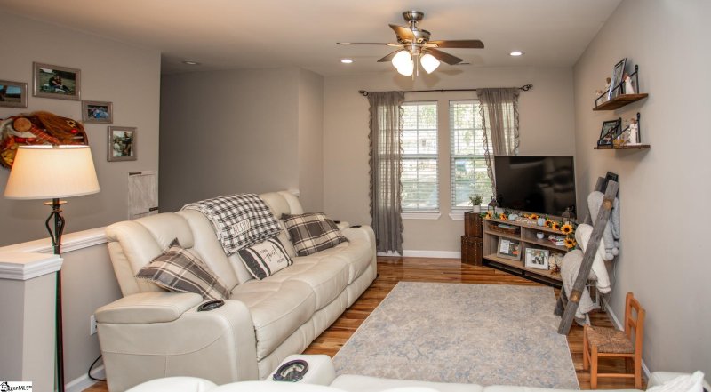 Property image 2 at 37 Woodmere Court, Williamston, SC 29697