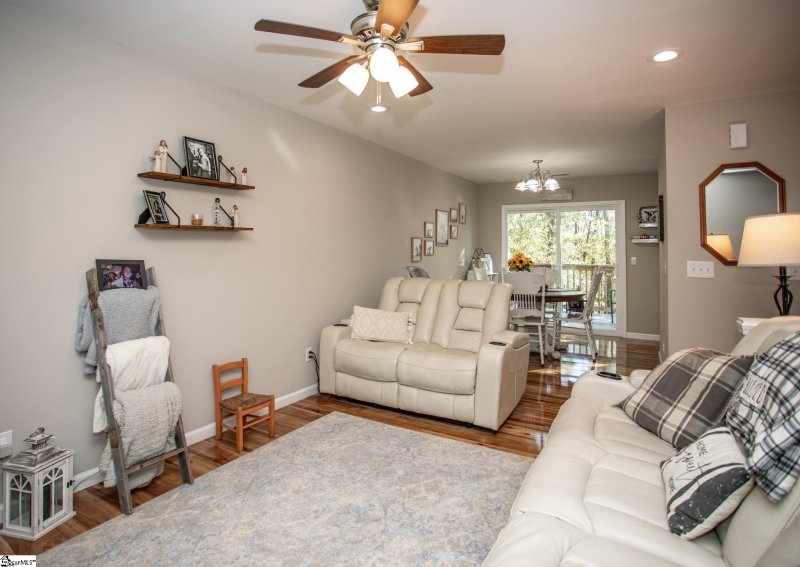 Property image 4 at 37 Woodmere Court, Williamston, SC 29697