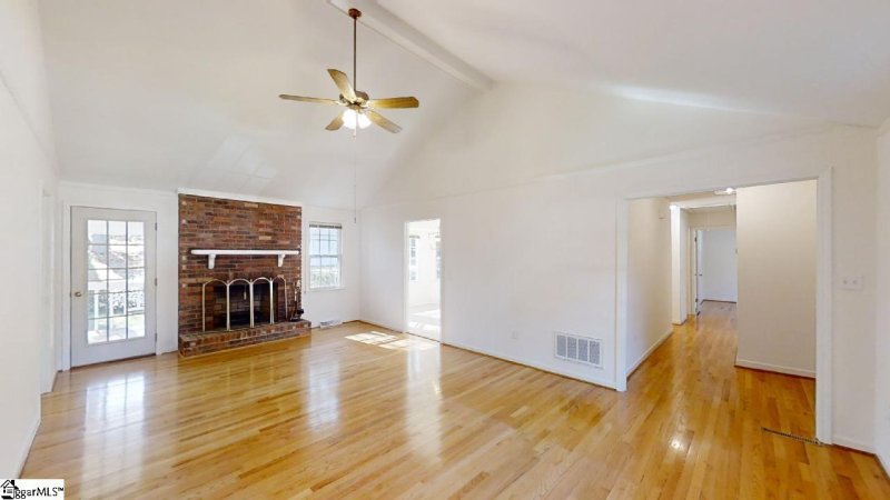 Property image 4 at 807 Brentwood Way, Simpsonville, SC 29680