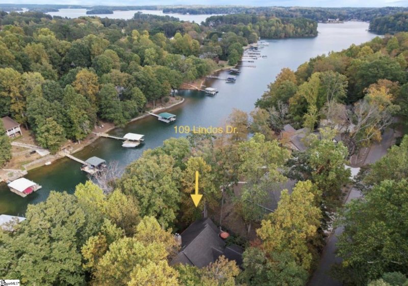 Property image 3 at 109 Lindos Drive, Seneca, SC 29672