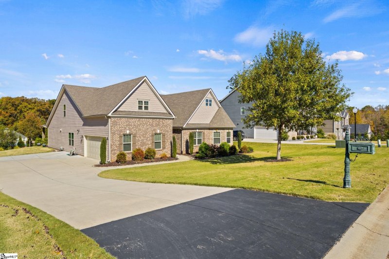Property image 3 at 113 Ridgewater Court, Fountain Inn, SC 29644