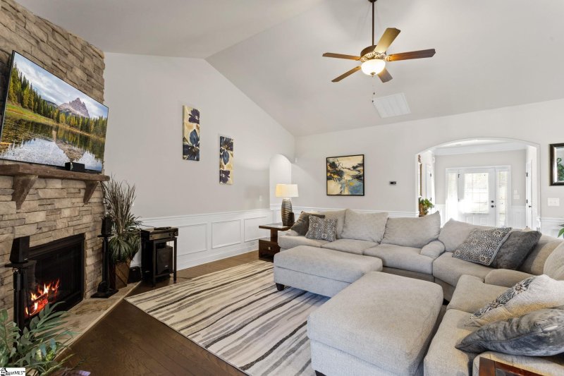 Property image 5 at 113 Ridgewater Court, Fountain Inn, SC 29644