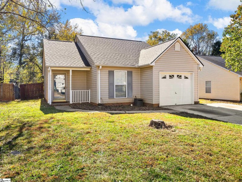 Property image 2 at 105 W Long Creek, Simpsonville, SC 29680