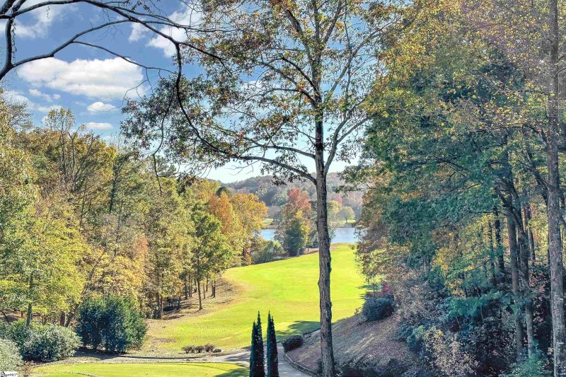 Property image 3 at 210 Knightsridge Road, Travelers Rest, SC 29690
