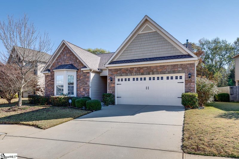Property image 2 at 103 Shefleys Road, Simpsonville, SC 29680