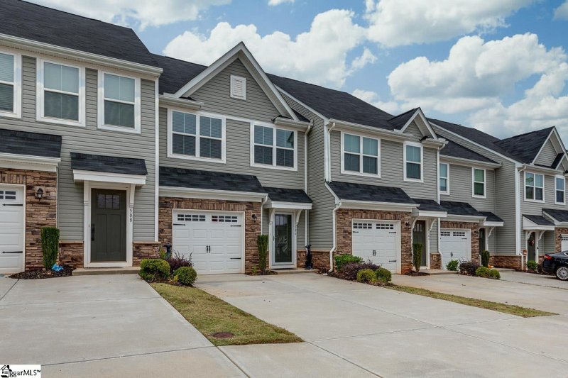 Property image 3 at 506 Huntingdale Place, Simpsonville, SC 29681