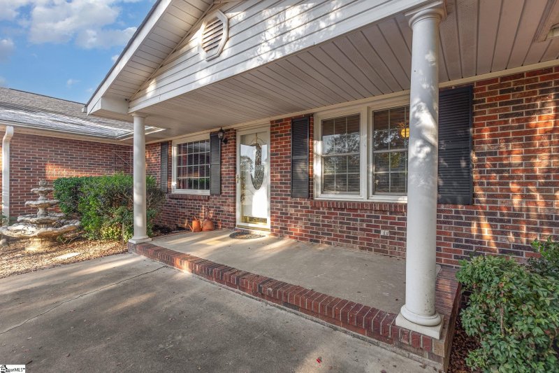 Property image 4 at 109 Carson Drive, Starr, SC 29684