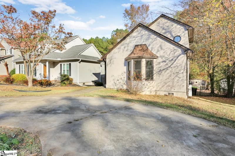 Property image 2 at 5243 Pogue Street, Spartanburg, SC 29301-3416