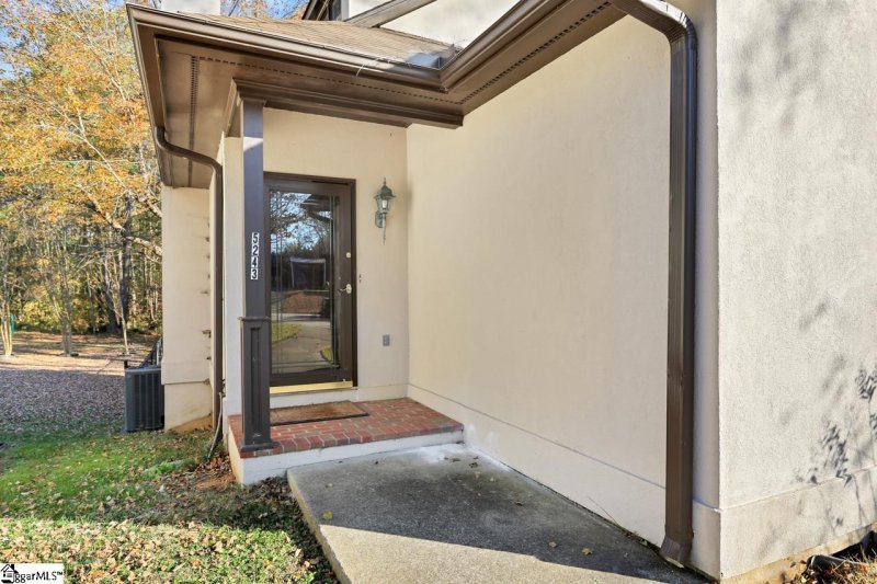 Property image 3 at 5243 Pogue Street, Spartanburg, SC 29301-3416