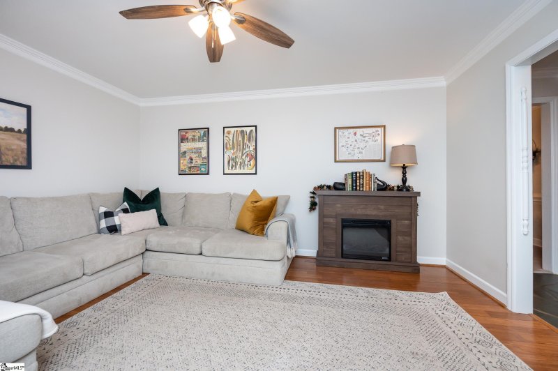 Property image 4 at 4 Braddock Drive, Taylors, SC 29687