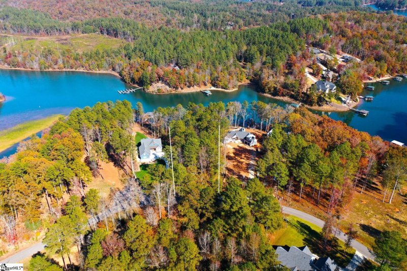 Property image 5 at 56 Harbor Point Road, Seneca, SC 29672
