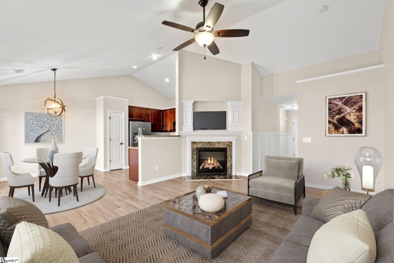 Property image 5 at 220 Sedgebrook Drive, Simpsonville, SC 29681