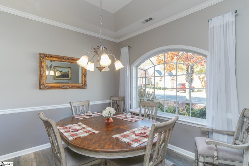 Property image 4 at 824 Woodsford Drive, Greenville, SC 29615