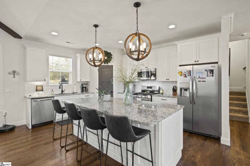 Property image 4 at 301 Wake Hill Court, Taylors, SC 29687