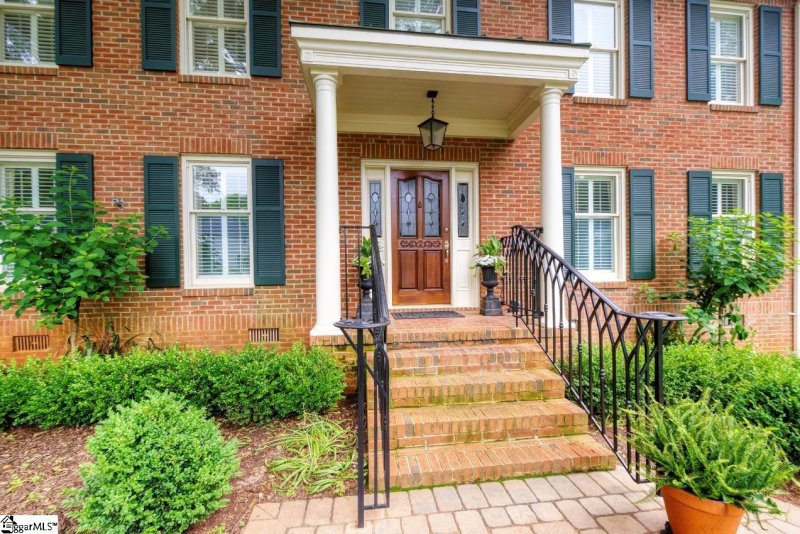 Property image 3 at 300 Summerplace Way, Greer, SC 29650