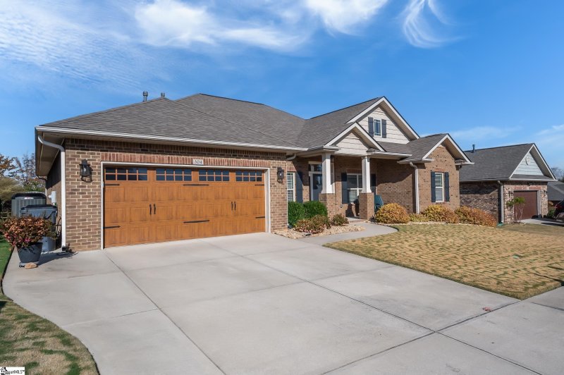 Property image 2 at 304 Rabbit Run Trail, Simpsonville, SC 29681