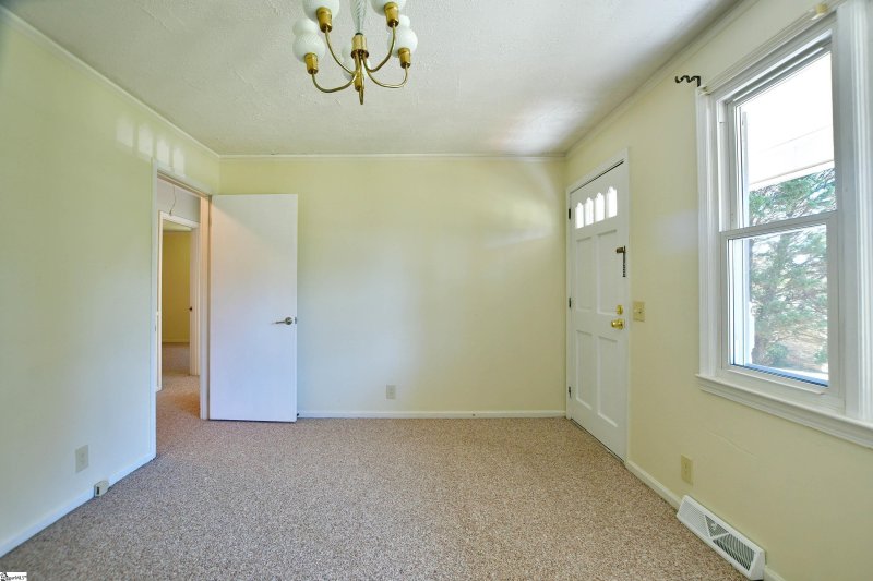 Property image 4 at 115 Bentwood Drive, Piedmont, SC 29673