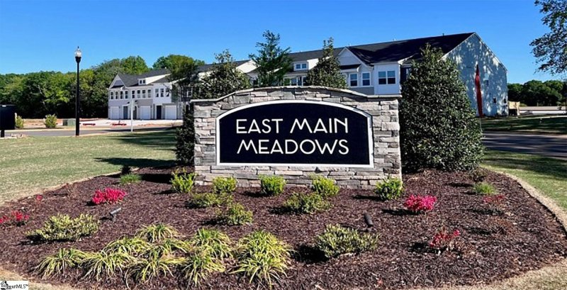 Property image 2 at 643 Blossom Run, Spartanburg, SC 29307