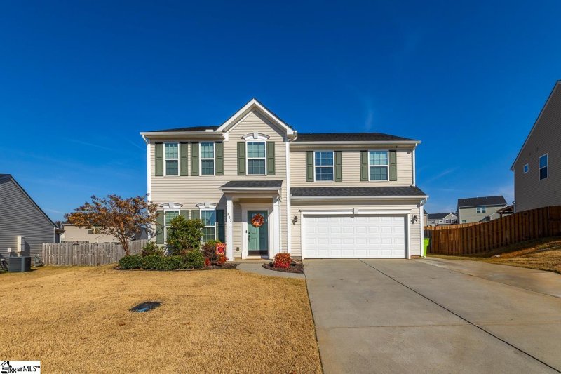 Property image 2 at 305 Vicksburg Drive, Piedmont, SC 29673