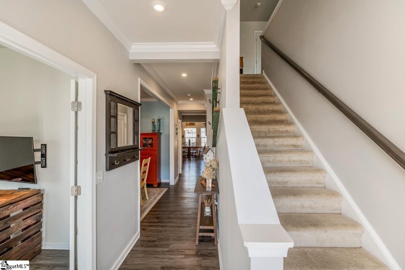 Property image 3 at 305 Vicksburg Drive, Piedmont, SC 29673