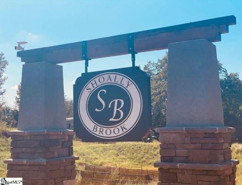 Property image 3 at 1302 Fairbain Road, Spartanburg, SC 29303