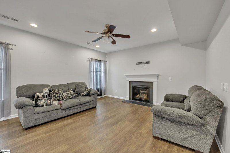 Property image 5 at 206 Picketts Mill Drive, Piedmont, SC 29673